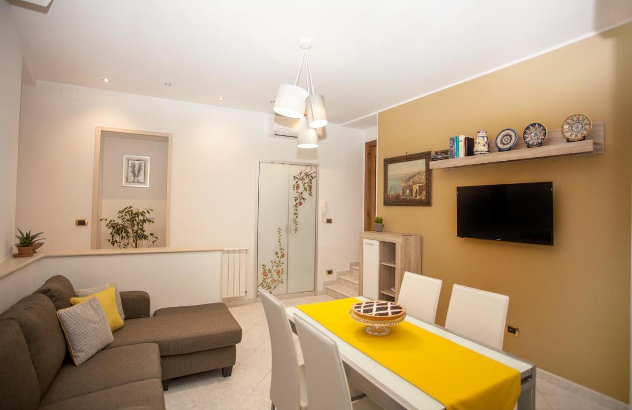 טאורמינה Albert House מראה חיצוני תמונה